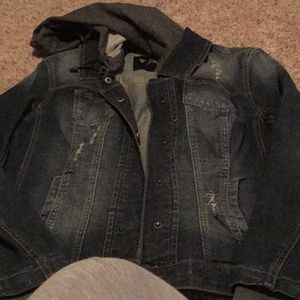 Guess jacket 🧥buy 1 get 1 1/2 off